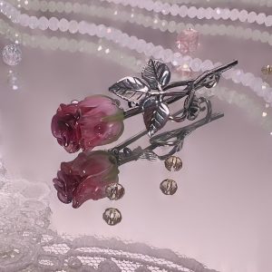 Брошь из латуни с серебром «Роза с капельками росы» №2