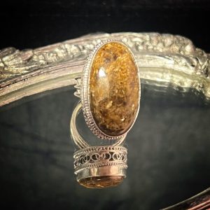 Кольцо с бронзитом «Узоры прошлого»
